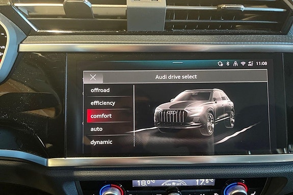 Audi Q3 12 of 25