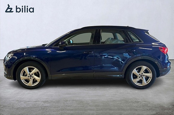 Audi Q3 3 of 25