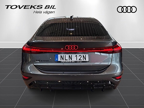 Audi A6 5 of 17