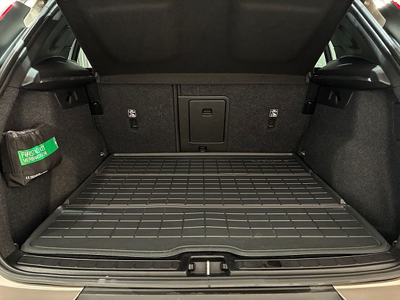 Volvo XC40 13 of 18
