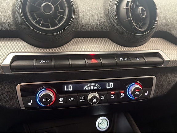 Audi Q2 17 of 27
