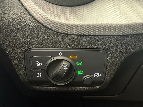 Audi Q2 23 of 27