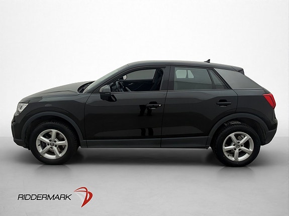 Audi Q2 2 of 27