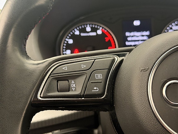 Audi Q2 20 of 27