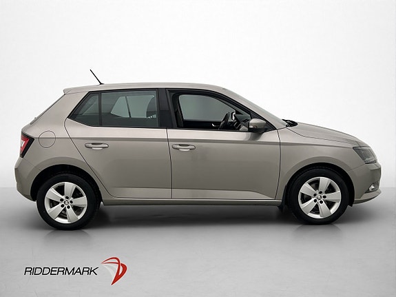 Skoda Fabia 9 of 30