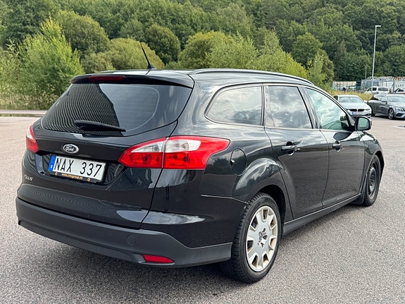 Ford Focus 7 of 21