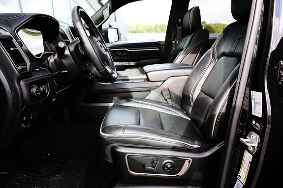 Dodge RAM 11 of 26