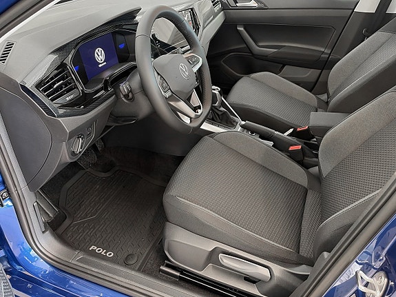 Volkswagen Polo 8 of 13