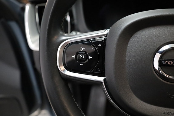 Volvo XC60 24 of 30