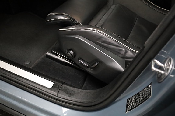 Volvo XC60 16 of 30
