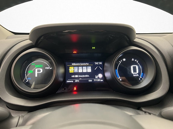 Toyota Yaris Cross 18 of 27