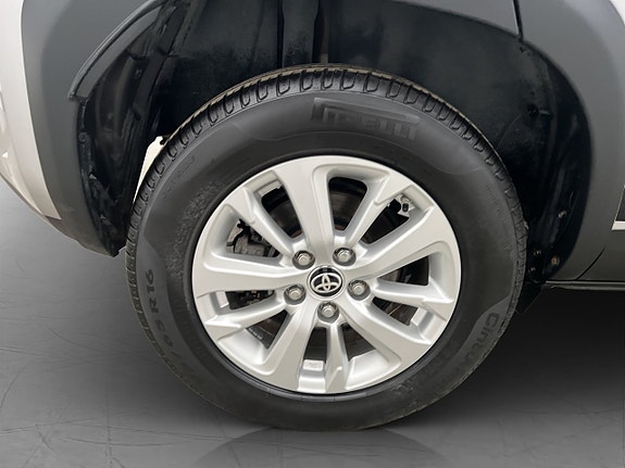 Toyota Yaris Cross 25 of 27