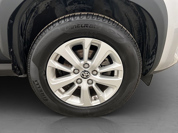 Toyota Yaris Cross 24 of 27