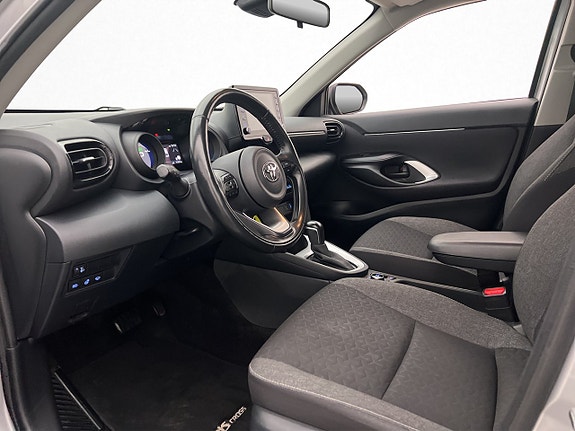 Toyota Yaris Cross 13 of 27