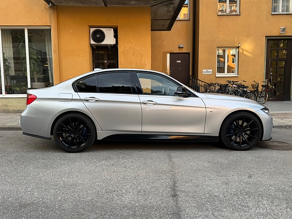 BMW 335d 2 of 6