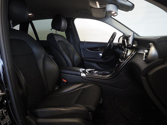 Mercedes-Benz GLC350 e 10 of 24