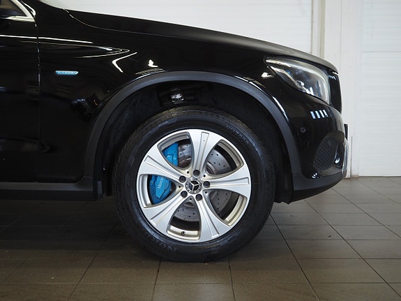 Mercedes-Benz GLC350 e 8 of 24