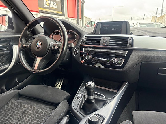 BMW 118d 11 of 25