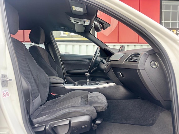 BMW 118d 17 of 25