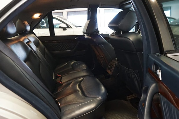 Mercedes-Benz S280 12 of 13