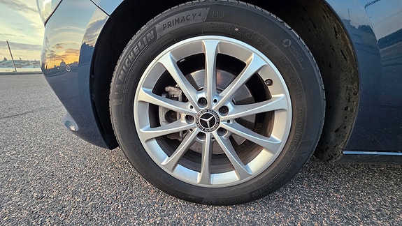 Mercedes-Benz B200 16 of 16