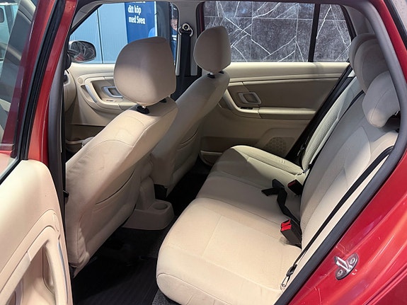 Skoda Fabia 14 of 19