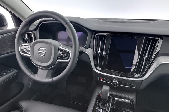 Volvo V60 8 of 18