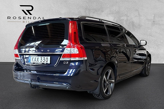 Volvo V70 6 of 17