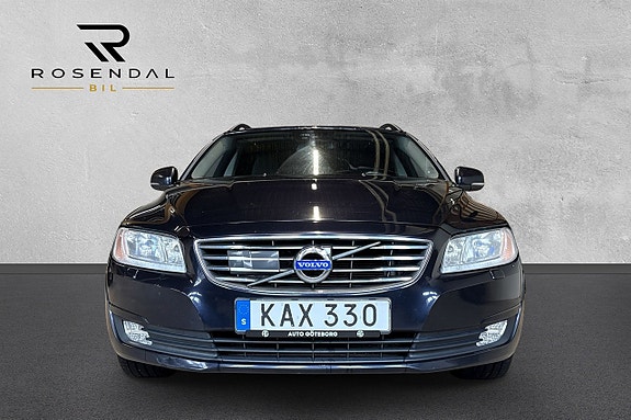 Volvo V70 8 of 17