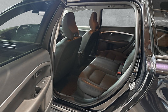 Volvo V70 15 of 17
