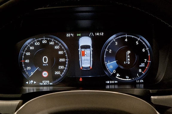 Volvo V90 10 of 15