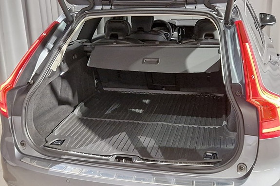 Volvo V90 6 of 15