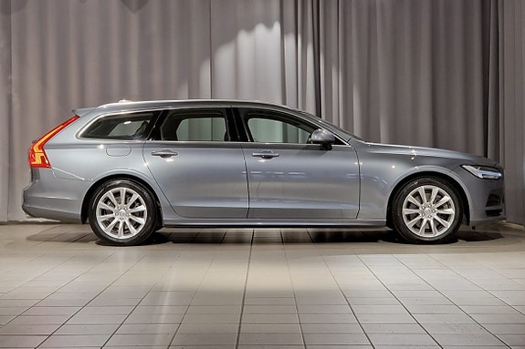 Volvo V90 3 of 15
