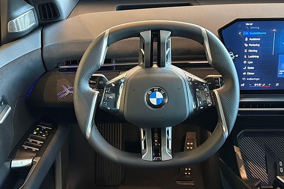 BMW iX3 12 of 25