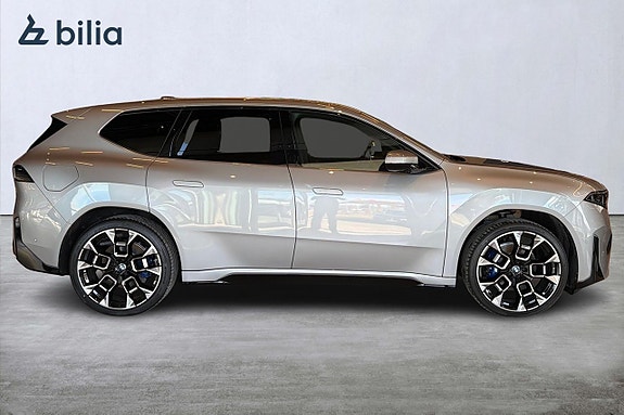 BMW iX3 6 of 25
