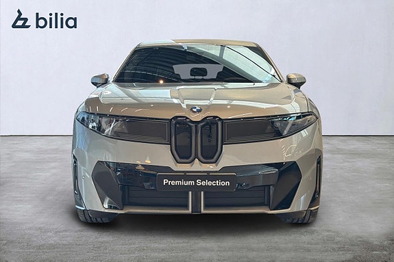 BMW iX3 9 of 25