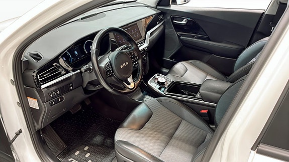 Kia e-Niro 8 of 17