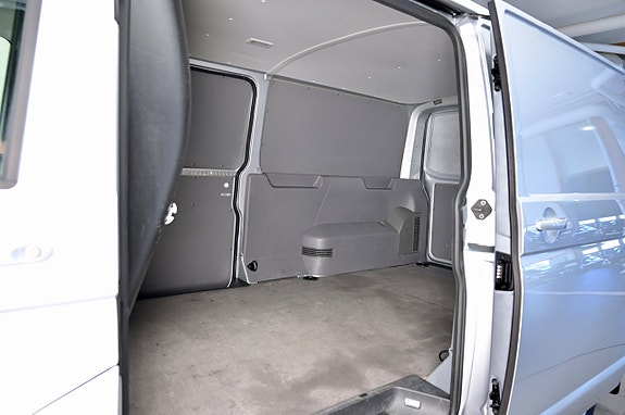 Volkswagen Transporter 8 of 20