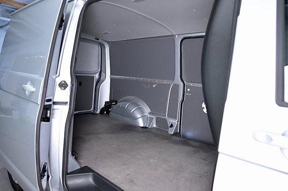 Volkswagen Transporter 9 of 20