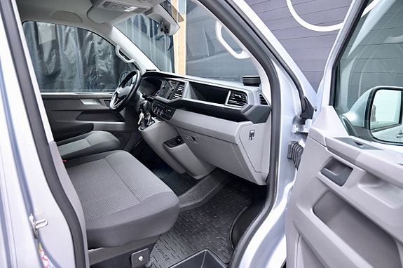 Volkswagen Transporter 10 of 20