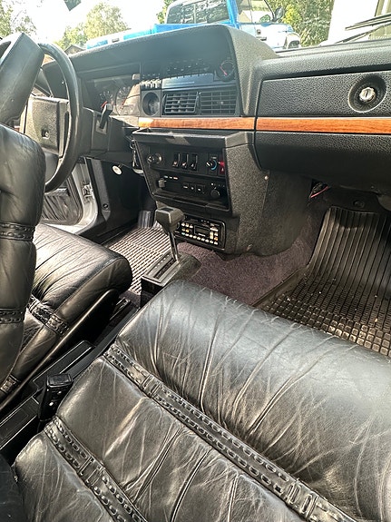 Volvo 262 10 of 16