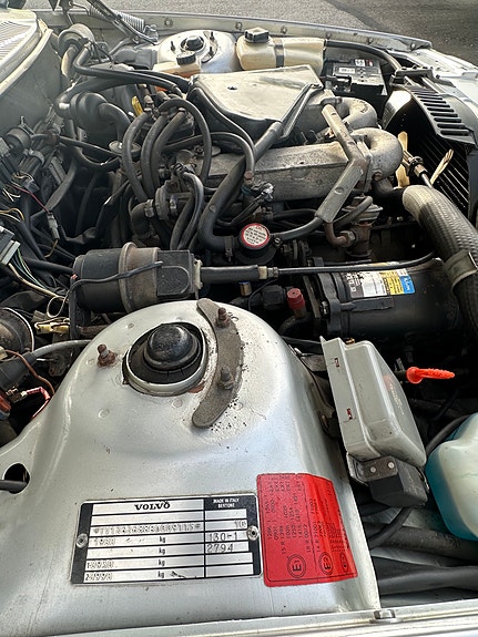 Volvo 262 16 of 16