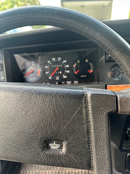 Volvo 262 11 of 16