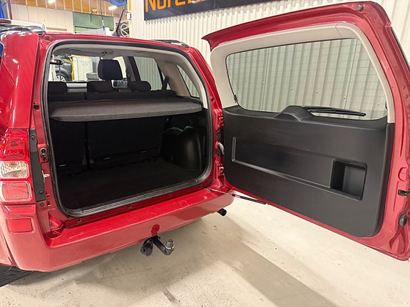 Suzuki Grand Vitara 10 of 13