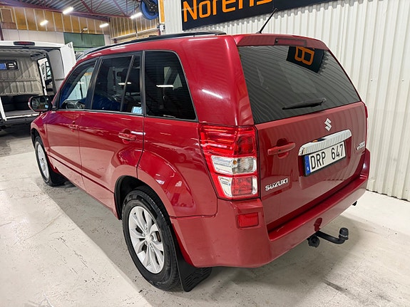 Suzuki Grand Vitara 3 of 13