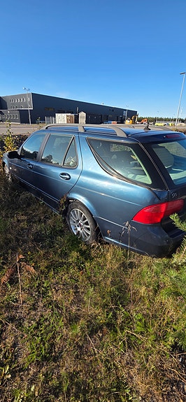 Saab 9-5 3 of 3
