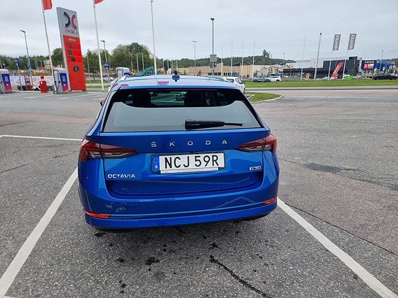 Skoda Octavia 4 of 11