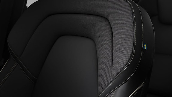 Volvo XC60 13 of 15