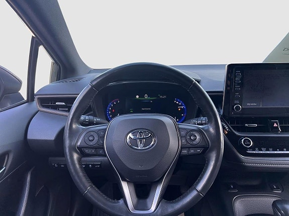 Toyota Corolla 9 of 14