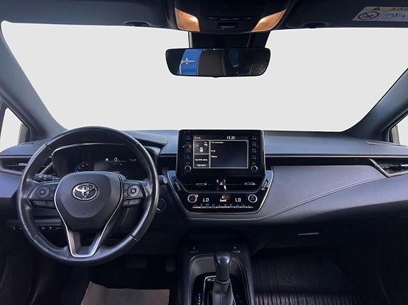 Toyota Corolla 8 of 14
